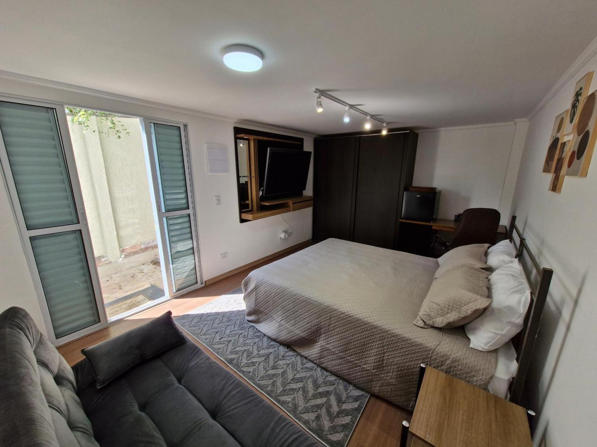 Quarto em Acomodações Particulares Privativa Em Lindo Casarao São Paulo